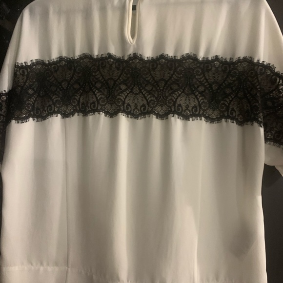 BCBG top - Picture 2 of 2